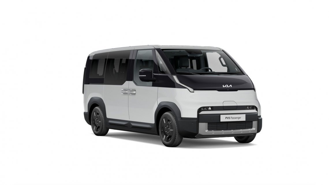 A w szczegółach? PV5 jest wyposażone w najnowocześniejsze funkcje bezpieczeństwa i oferuje dwie (w przyszłości trzy) rożne wielkości akumulatora, aby sprostać́ różnorodnym potrzebom klientów. Dzięki temu klienci mogą wybrać akumulator, który najlepiej pasuje do ich potrzeb. Bateria 71,2 kWh w 5-osobowym vanie m