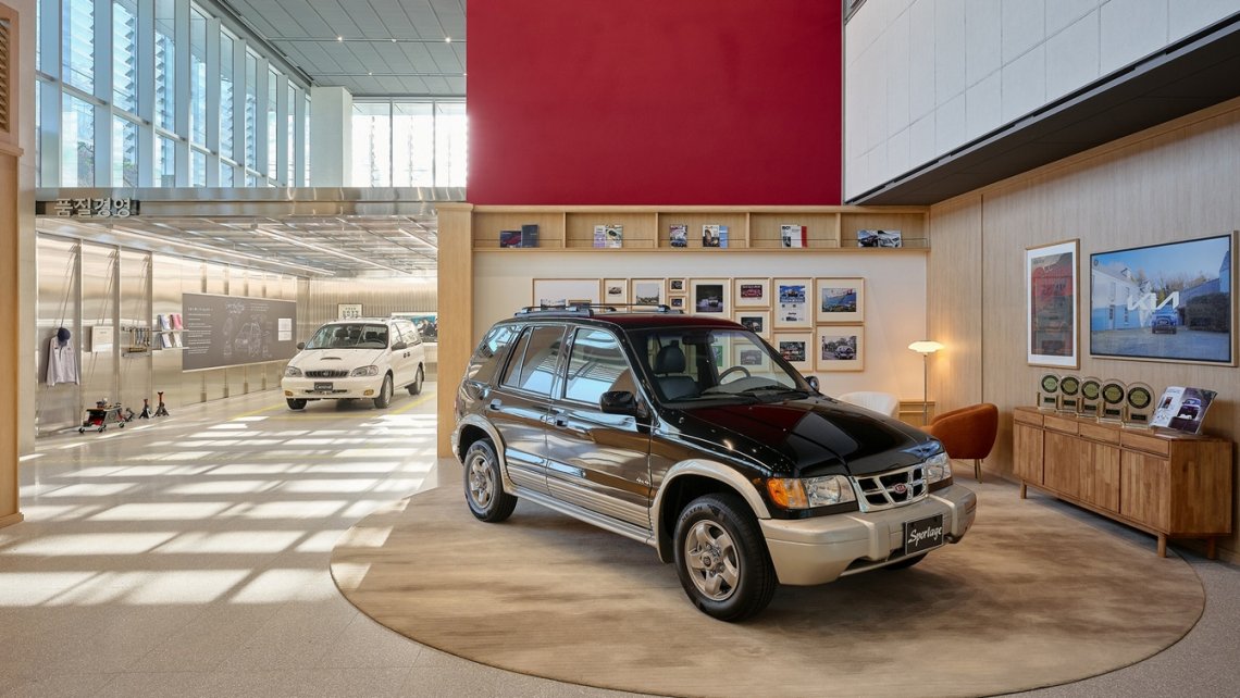 Kia_Corporation_80th_anniversary_(13a)