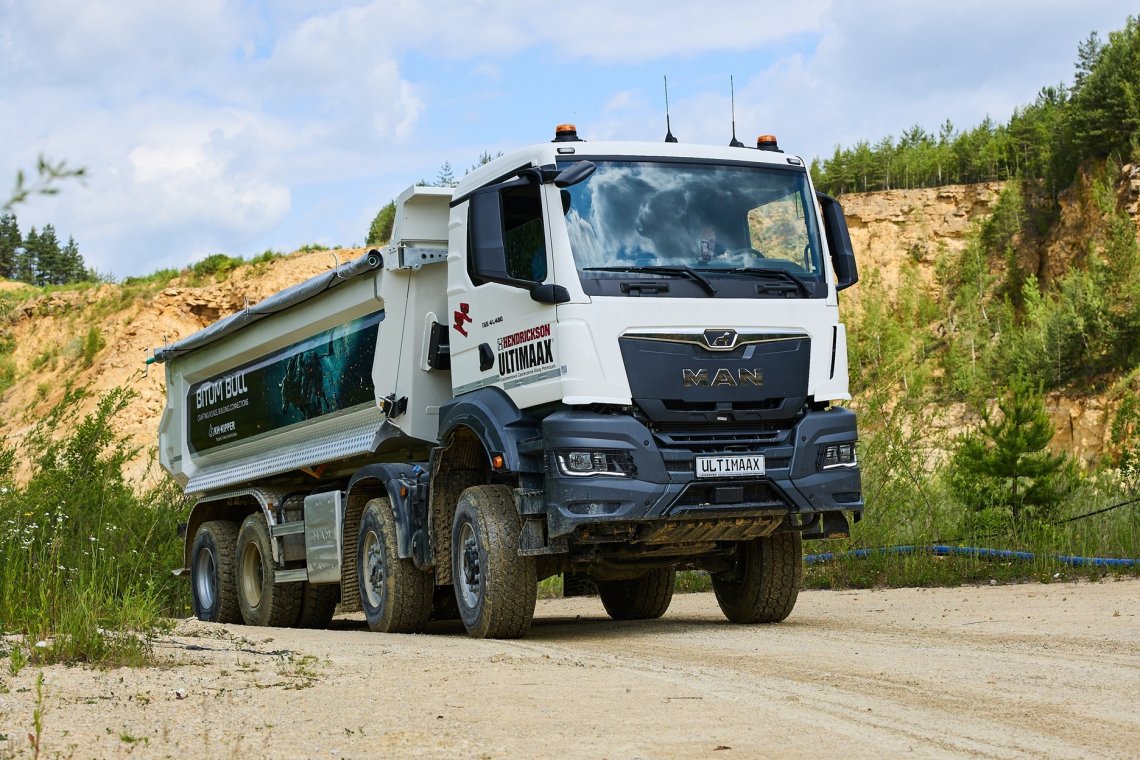 MAN_24_10-28-02_MR6_3639