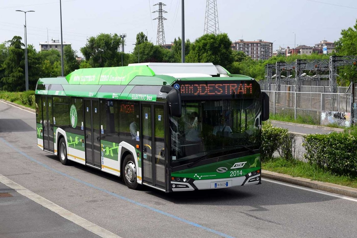 solaris urbino electric milan