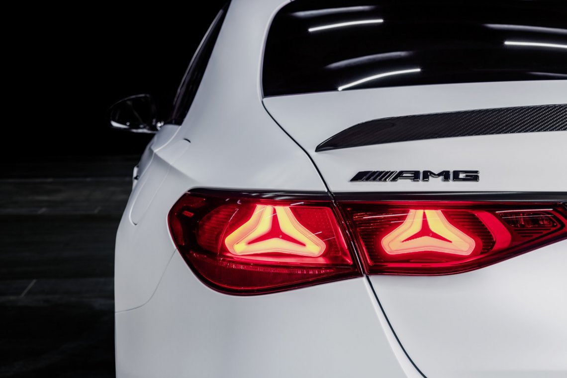 MercedesAMG_E_53_hybrid_(4)