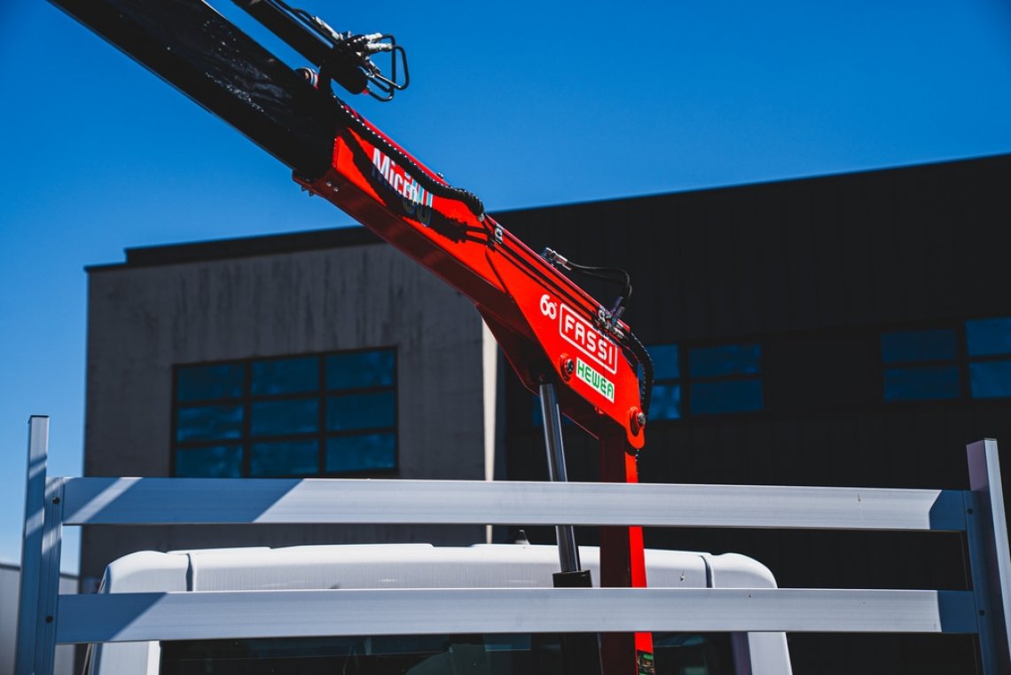 dzwig_samochod_transit