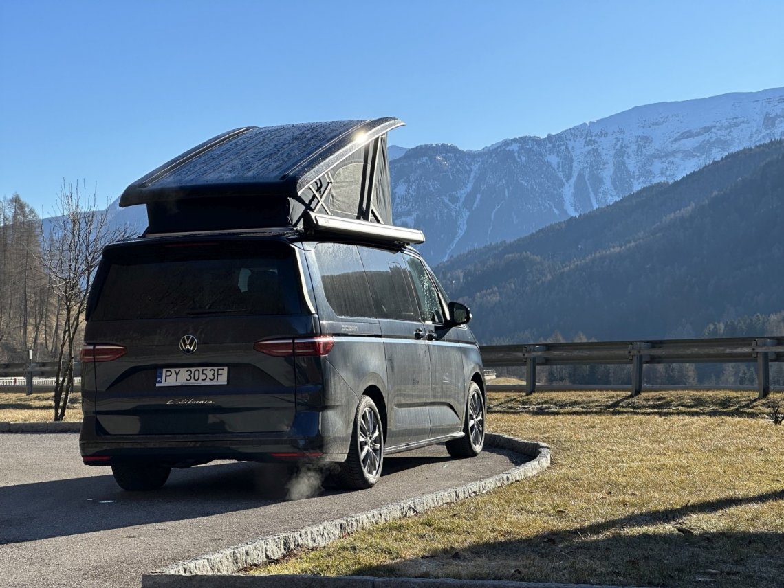 Volkswagen-Califiornia-Beach-11