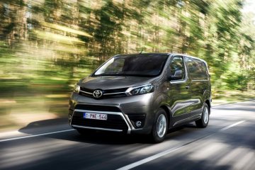 fot8__najnowsza_toyota_proace_jest_produkowana_w_valenciennes