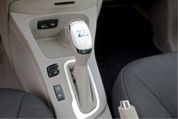 Do przodu, do tyłu i parking. Obsługa Zoe jest wyjątkowo łatwa.