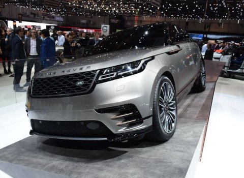 GMS-2017-Range-Rover-Velar-06