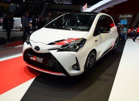 GMS-2017-Toyota-Yaris-GRMN-03