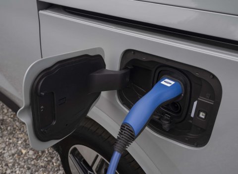 FORD_E-Tourneo_Courier_(13)