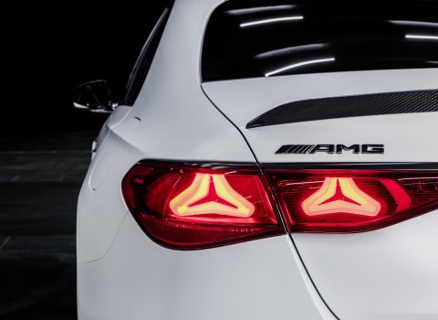 MercedesAMG_E_53_hybrid_(4)