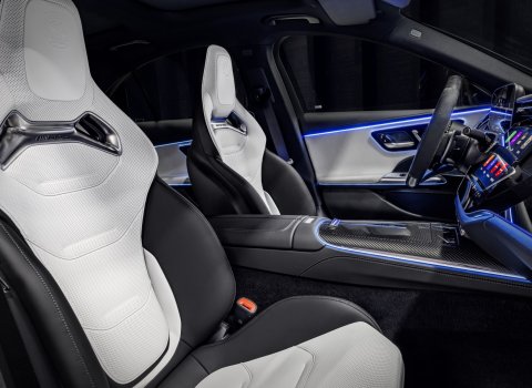 MercedesAMG_E_53_hybrid_(5)
