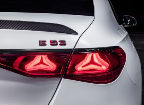 MercedesAMG_E_53_hybrid_(8)