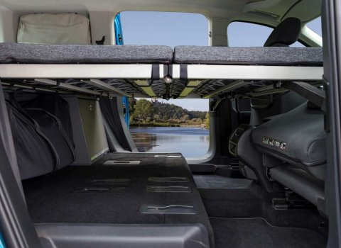 caddy-california-interior-4