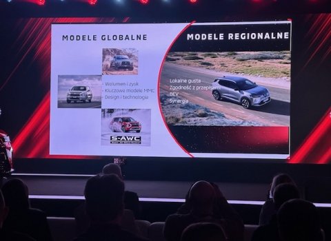 Mitsubishi_grandis_(10)