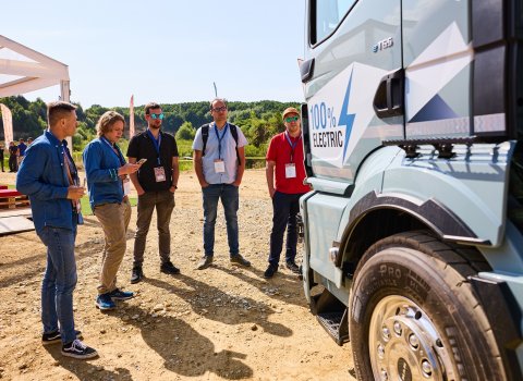 MAN_24_09-15-44_MR6_3371