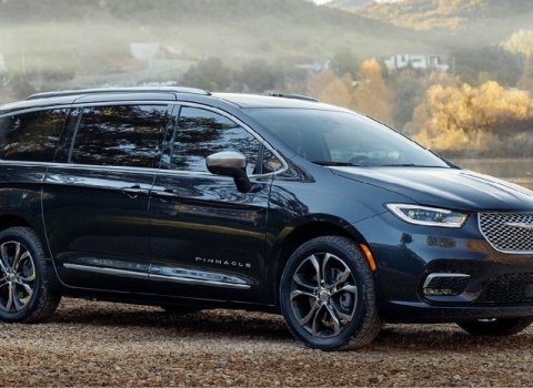 Chrysler-Pacifica_fmt